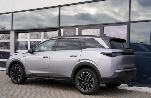 Peugeot NOWY 5008 - Gazda Group
