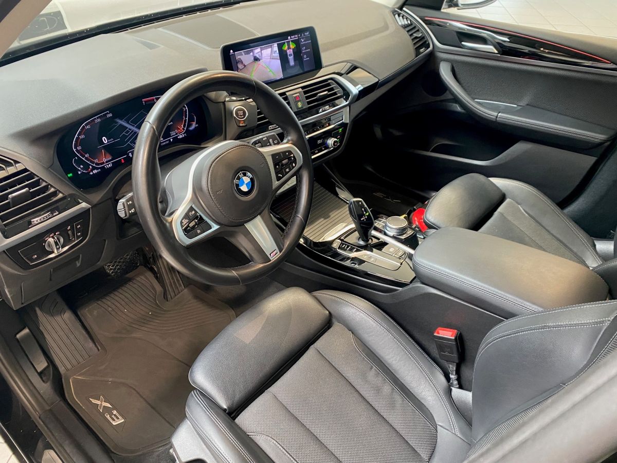 BMW X3  - xLine interior 9 