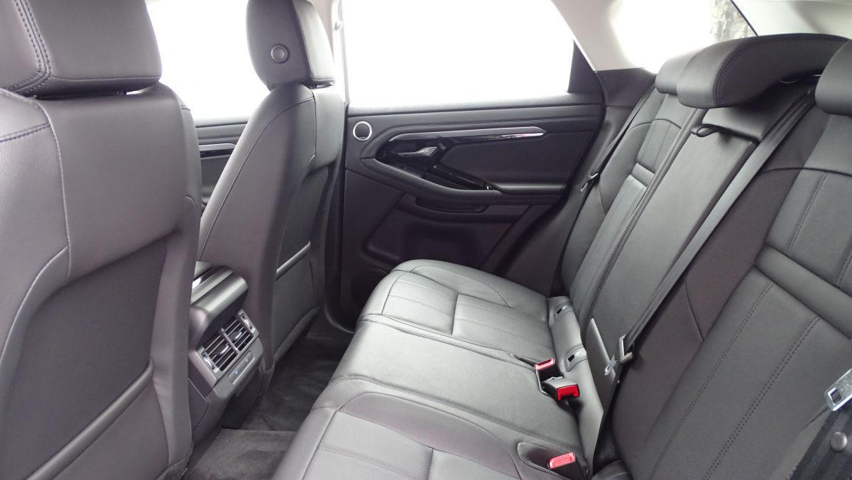 Land Rover Range Rover Evoque  - MY23 2.0 200 PS AWD Auto SE interior 8 