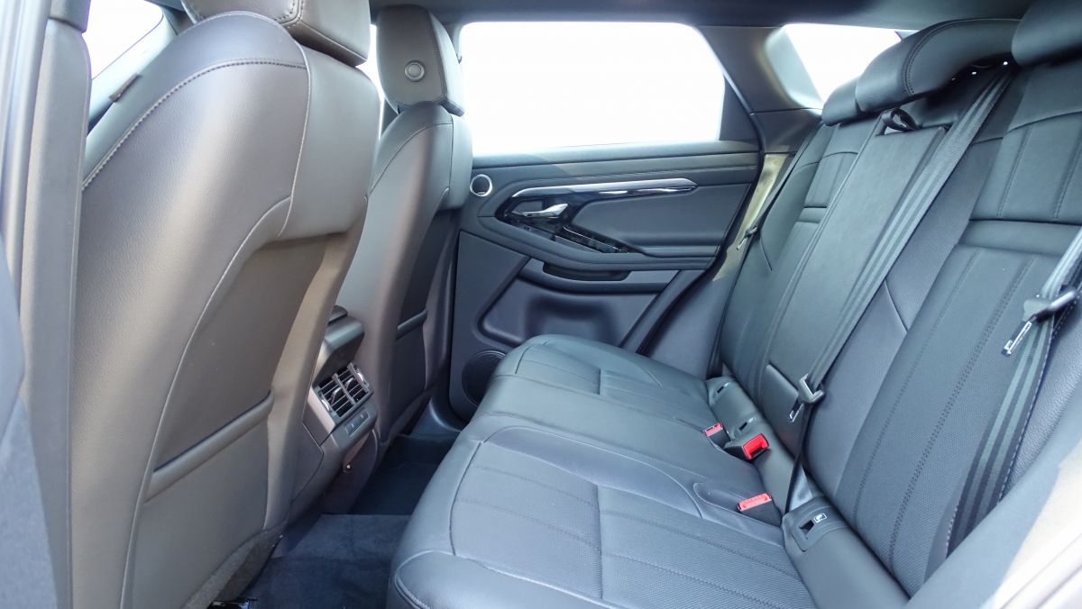Land Rover Range Rover Evoque  - MY23 2.0 I4 200 PS AWD SE interior 9 