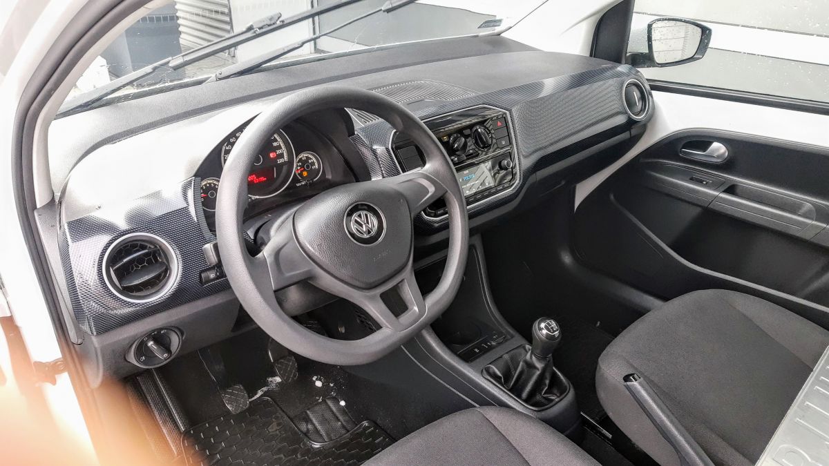 Volkswagen Up  - VAN MOVE interior 4 