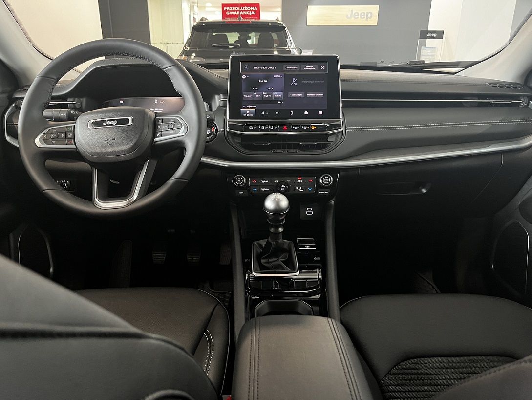 Jeep Compass  - LIMITED interior 7 